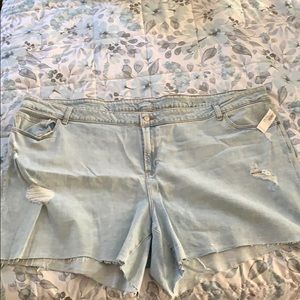 Brand New w/tags women’s Jean Shorts Old Navy